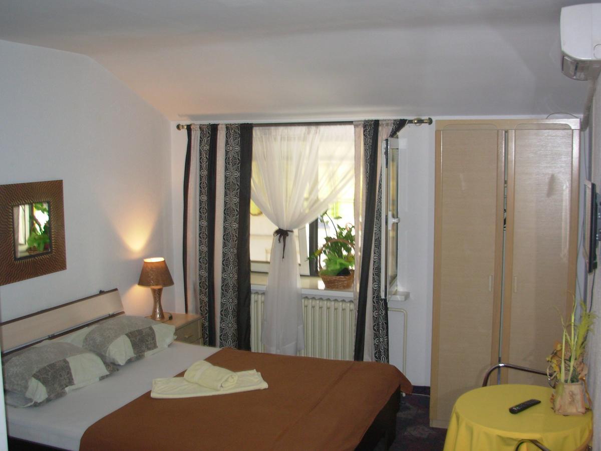 Hostel 021 Novi Sad Extérieur photo